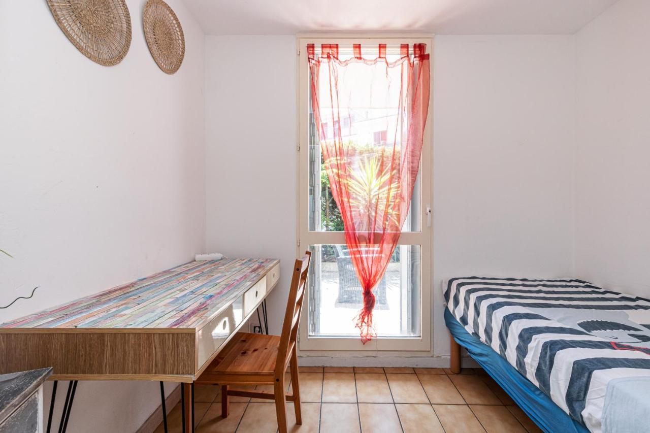 Appartement Familial Avec Jardin Ensoleille Dans La Cite Des Potiers 瓦洛里 外观 照片