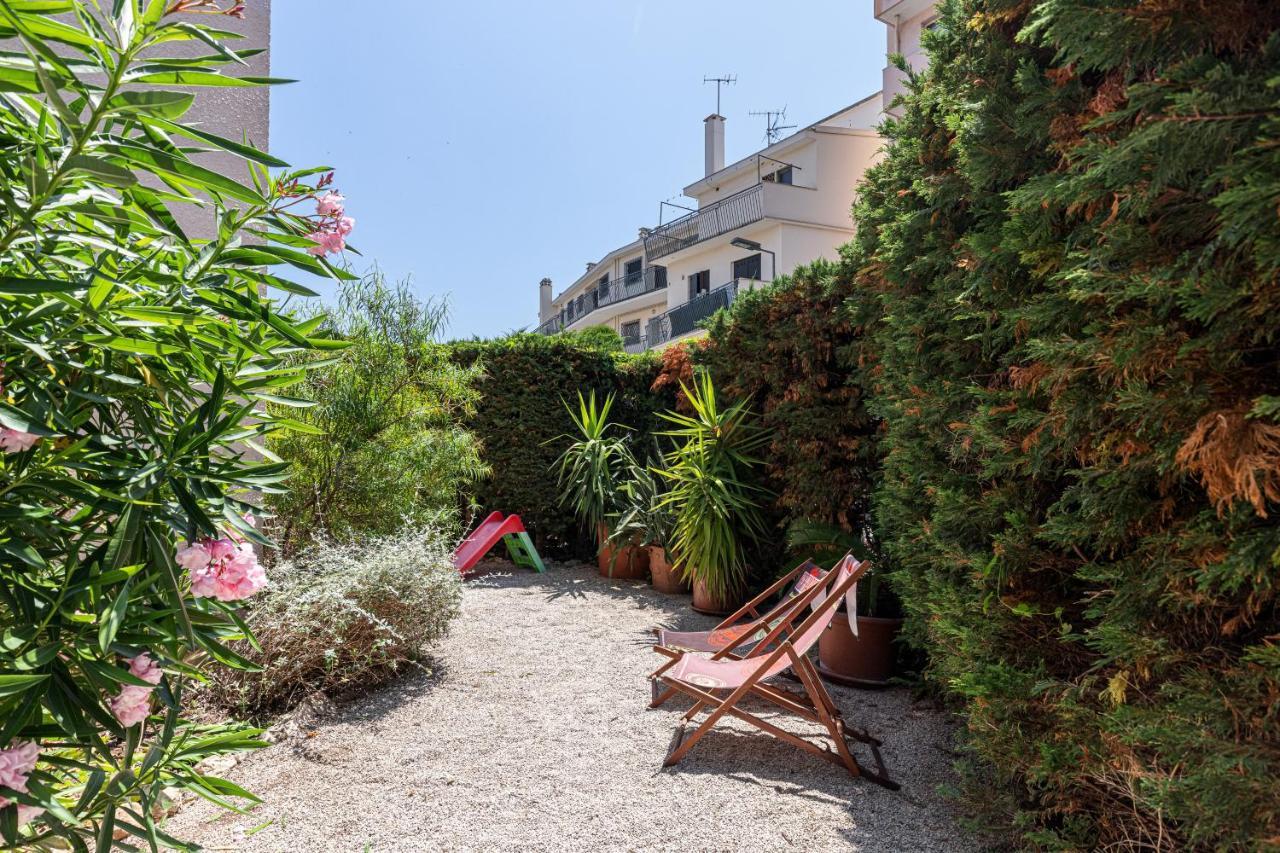 Appartement Familial Avec Jardin Ensoleille Dans La Cite Des Potiers 瓦洛里 外观 照片