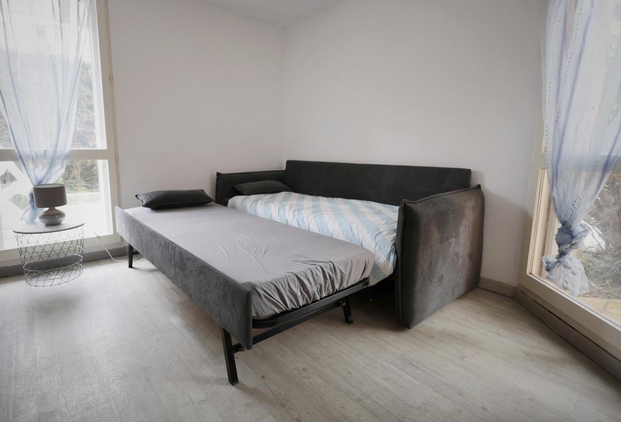Appartement Familial Avec Jardin Ensoleille Dans La Cite Des Potiers 瓦洛里 外观 照片
